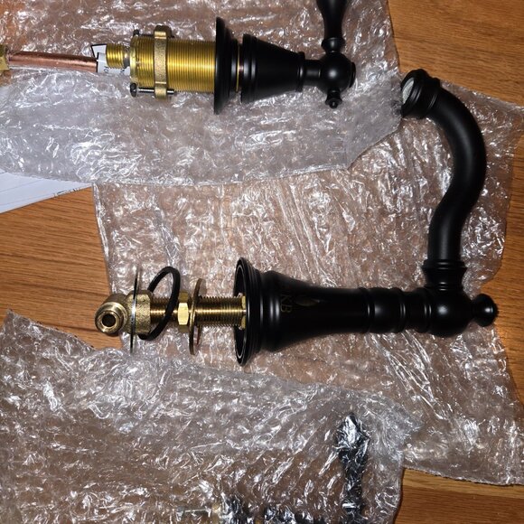 Matt Black Kingston Brass English Classic Bathroom Faucet - Picture 5 of 5